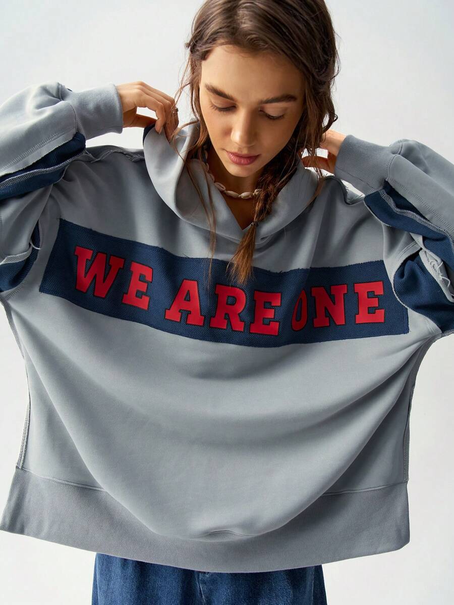 Bohemela Women's Vacation Patchwork Sweatshirt In Fall/Winter - Dusty Blue - View 1
