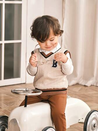 Souflis Souflis 3pcs Set Baby Boy Adorable Collegiate Style Letter Embroidered Knit Vest, Paired With Long Sleeve Shirt And Brown Suit Pants Set, Gentlemanly,Elegant & Warm Outfit For Autumn/Winter Occasion, Such As Wedding,School,Party