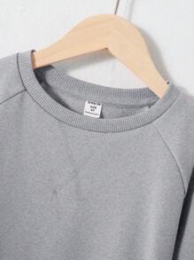 SHEIN 2 件 Tween 女童纯色针织运动衫和短裤休闲套装 - 淺灰色 - 查看 3