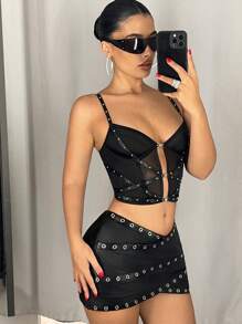 SHEIN ICON 外出上衣 Y2k 狂欢节服装 女士细肩带露背性感铆钉系带交叉后背装饰网眼撞色金属环吊带背心 - 黑色 - 查看 3