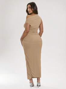 SHEIN BAE 大码女式夏季度假不对称领褶皱弹力上衣和裙子套装 - 卡其色 - 查看 2