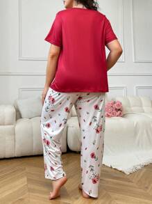 Plus Size Printed Patch Pocket Short Sleeve Top And Printed Pants Pajama Set With Round Neck, Outfits - Red - View 2