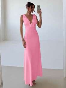 Aloruh Damen Sommerkleid für Urlaub und romantische Dates mit 3D Blumen, weißem Fischschwanz-Saum und Spaghettiträgern, körperbetont