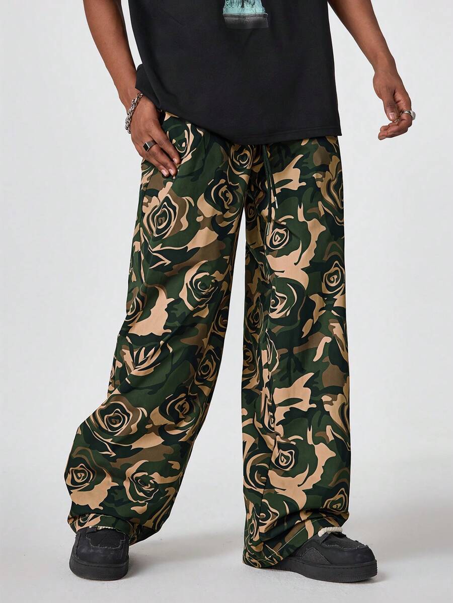 Manfinity RebelGame 男式数码印花宽松直筒梭织长裤 - 軍綠色 - 查看 1