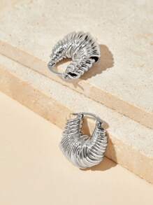 SHEIN أقراط حلقية من قرن الأوكس ذات ملمس فضي مطلي مسبقًا - أبيض - مشاهدة 4