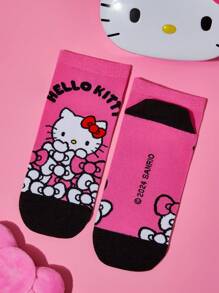 HELLO KITTY AND FRIENDS | SHEIN 3双装女士卡通猫咪字母图案蝴蝶结粉色撞色短袜，情人节