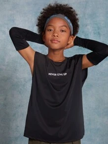 SHEIN طقم ربيعي للأولاد مكون من قطعتين (ملابس علوية بلا اكمام وسروال) بطبعات محبوكة مؤلف من ثلاث قطع تشمل أكمامًا قابلة للفك وجيوب حروف ثلاثية الأبعاد - متعدد الألوان - مشاهدة 6