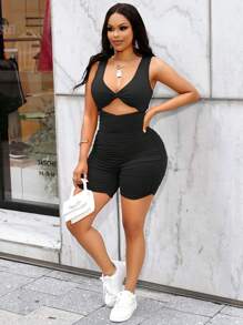 SOLERSUN 女士緊身扭結切割紋路側邊拉皺設計 - 黑色 - 查看 3