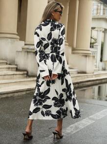 Aveloria Modichic Elegant Retro Sketch Monochrome Watercolor Random Print Modest Design Pleated Hem Straight Long Sleeve Dress For Women - Black and White - View 3