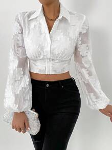 SHEIN x Carly Lawrence Chiquease 女士纯色前扣、腰部收紧、灯笼袖、提花长袖衬衫