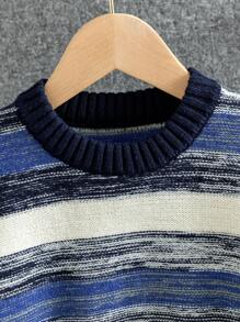 Suéter de niño, con patrones a rayas de colores en bloque, tejido, disponible en azul marino, azul oscuro, negro y blanco, adecuado para uso casual, fiestas y diversas ocasiones.