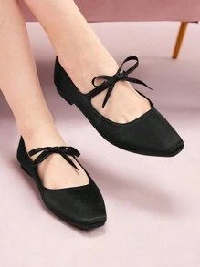 CUCCOO DOLLMOD Black Bowknot Low Vamp Flat Shoes, Comfortable Soft Sole Lady's Daily Commute Flat Shoes Halloween Sorceress - Black - View 1