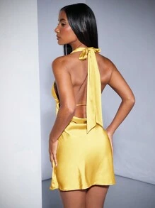 SHEIN BAE 裸粉色和浅粉色纯色深 V 露背垂坠桃色连衣裙，露背系带缎面迷你连衣裙，适合夏季返校节、音乐节、毕业典礼、婚礼宾客 - 黃色 - 查看 3