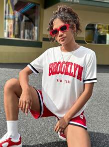 SHEIN 2 件装少女字母印花拼布丝带装饰短袖 T 恤和短裤休闲套装 - 紅色 - 查看 1