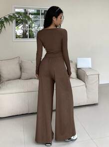 DAZY 女士两件套褶皱修身长袖衬衫和直筒宽松长裤套装，秋季家居服套装 - 棕色 - 查看 3