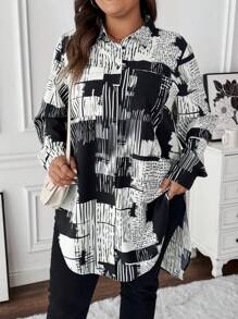 SHEIN LUNE Plus Size Newspaper Floral Print Asymmetric Hem Button-Up Long Sleeve Casual Shirt - Black and White - View 3