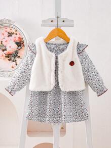 SHEIN 2pcs/Set Baby Girl Thick Warm Fleece Vest & Ditsy Floral Ruffle Hem Dress Set, Suitable For Outings, Christmas - Multicolor - View 7