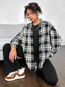 SHEIN Girlism 3 piezas/Conjunto Blusa a cuadros negro y blanco, top corto y pantalones acampanados para adolescentes, conjunto de estilo casual de campus para el otoño - Blanco y Negro - Ver 4