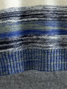 Suéter de niño, con patrones a rayas de colores en bloque, tejido, disponible en azul marino, azul oscuro, negro y blanco, adecuado para uso casual, fiestas y diversas ocasiones.