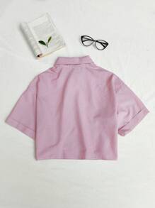 SHEIN Unity 蓝色条纹刺绣蝴蝶结短袖短款衬衫女士新年衣服，短袖上衣 - 紅色 - 查看 2