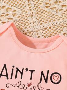 SHEIN Vintaside Kids Baby Girls' Lovely Letter & Heart Printed Comfortable Casual Ruffle Playsuit With Ruffle Hem, Summer