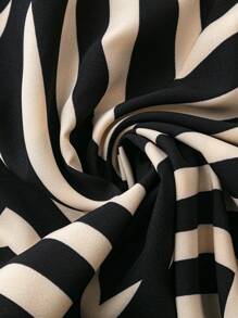 SHEIN LUNE Plus Size Allover Print Fashionable Streetwear Style Pants Fall Cloth For Women - Black - View 4