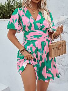 Franclia Robe mini décontractée à col en V à volants à manches courtes et tie-dye pour femme grande taille, idéale pour les vacances