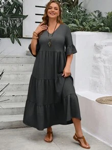 Đầm dài màu vàng nhiều tầng cổ chữ V sâu, tay bồng, vạt xếp tầng dành cho nữ cỡ lớn, thích hợp cho mùa hè. - Màu xám đen - Xem 5