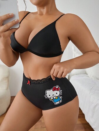 HELLO KITTY AND FRIENDS | SHEIN 加大码 2 件装黑色和红色蝴蝶结可爱卡通小猫和旋律图案舒适三角裤，撞色蕾丝内裤