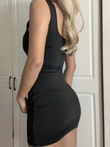 Muchica 女士方领露背吊带背心连衣裙（带胸垫） - 黑色 - 查看 2