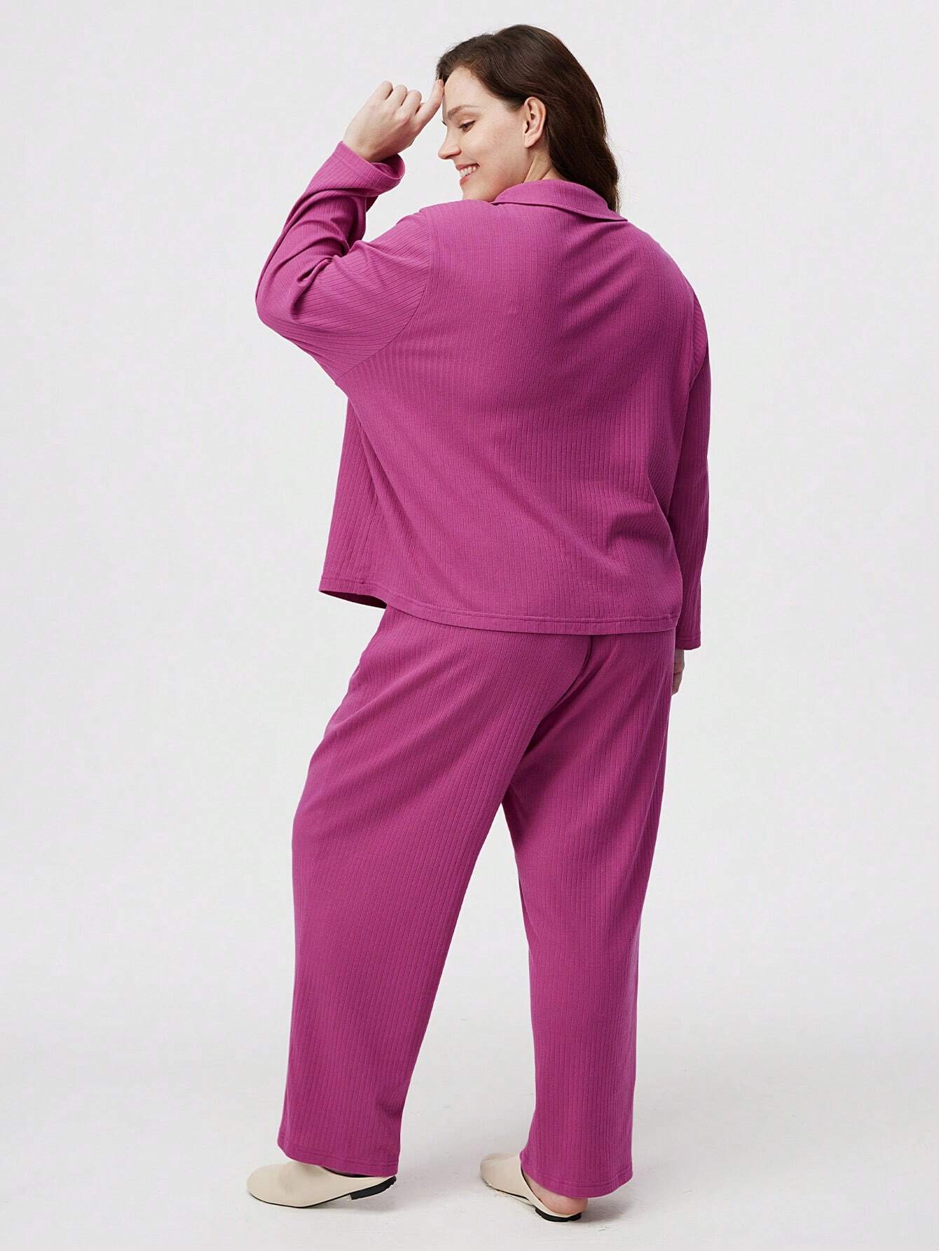 Ensemble de pyjama et de détente en coton côtelé confortable, classique et basique pour femmes, pour l'automne et l'hiver