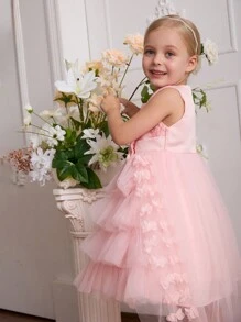 SHEIN Glamorique Kids Sukienka Tutu dla Dziewczynki z Kwiatami na Boże Narodzenie, 3-warstwowa bufiasta koronkowa błyszcząca sukienka księżniczki z kokardą, formalna suknia na przyjęcie weselne dla małych dziewczynek