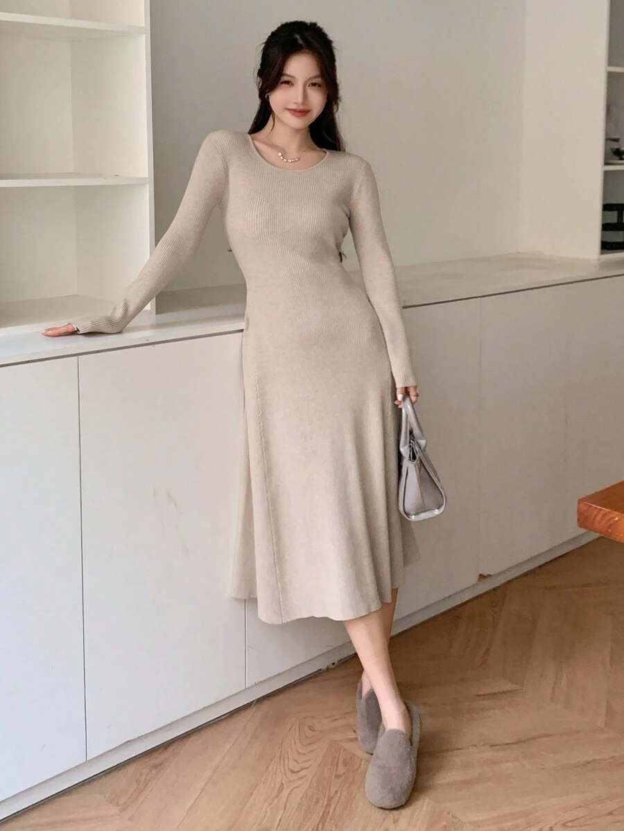 DAZY 女式纯色圆领长袖修身针织毛衣连衣裙，秋冬 - 杏色 - 查看 1