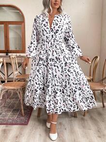 Celure Plus Size V-Neck Patchwork Floral Print Minimalist Casual Dress