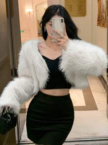 DAZY Chaqueta corta elegante y cálida de lana polar para mujer, para invierno y vacaciones de Navidad