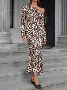 Aveloria Modichic Vintage Animal Leopard Print Asymmetrical Shoulder Form-Fitting Fishtail Dress With Long Sleeves
