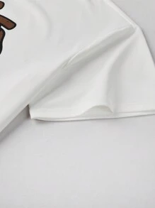 Manfinity Roghcode 男式超大休闲短款图案印花短袖 T 恤，返校，街头服饰，男友礼物 - 白色 - 查看 3