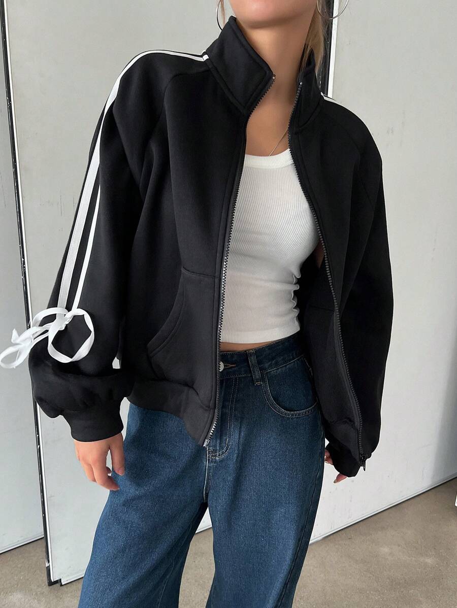 DAZY 蝴蝶结系带袖运动衫 运动衫 - 黑色 - 查看 1