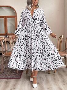 Celure Plus Size V-Neck Patchwork Floral Print Minimalist Casual Dress