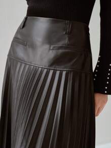 Enchnt 春夏浪漫法式黑色百褶PU半身裙，甜美优雅，适合日常休闲穿着、工作装、下午茶、浪漫约会、假日、毕业典礼、日常通勤、度假、音乐会等场合。 - 黑色 - 查看 7