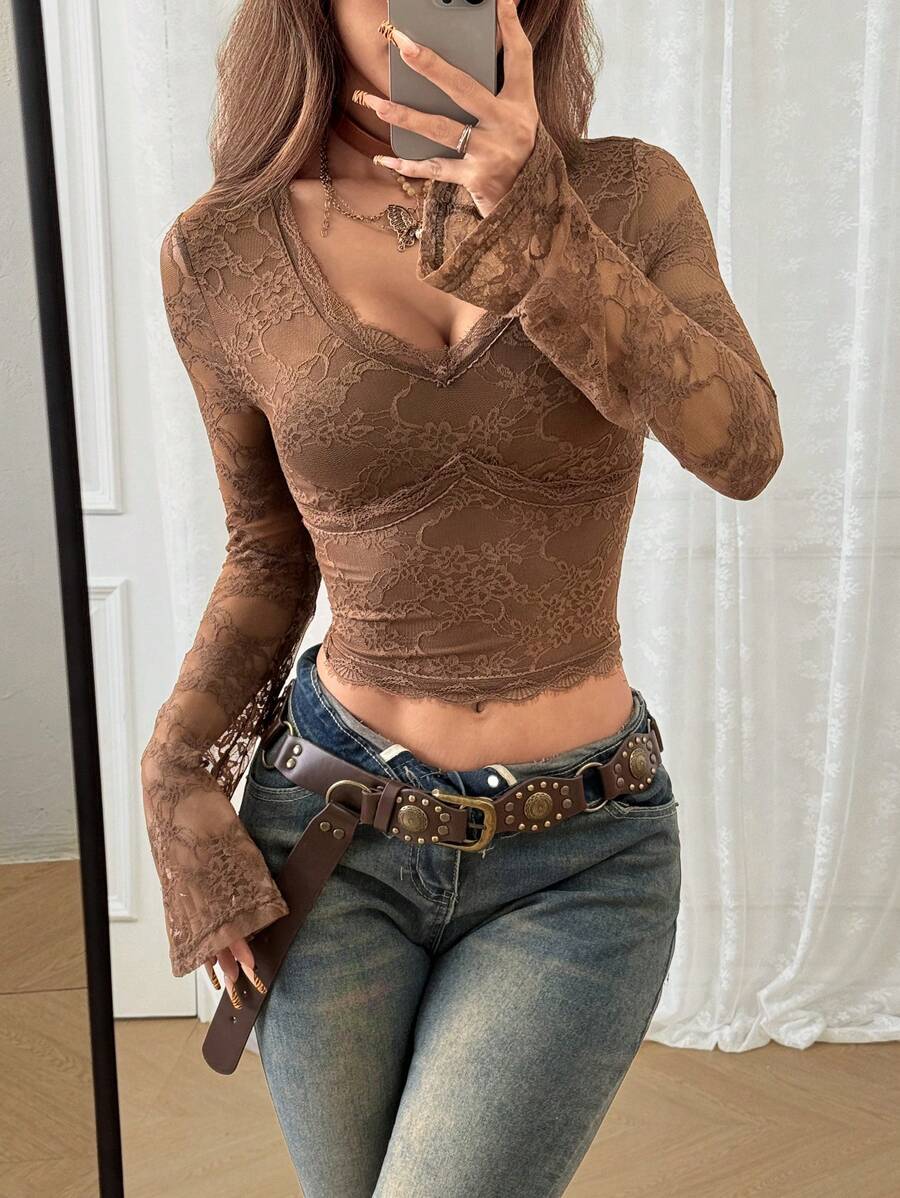 SHEIN EZwear 女式 V 领修身复古蕾丝喇叭袖 T 恤，春夏 - 棕色 - 查看 1