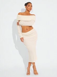 SHEIN SXY Sexy Casual Apricot Comfort Plush Knitted Ribbed Shoulder Long Sleeve Cut Top And Low Waist Pleated Long Skirt Two-Piece Set