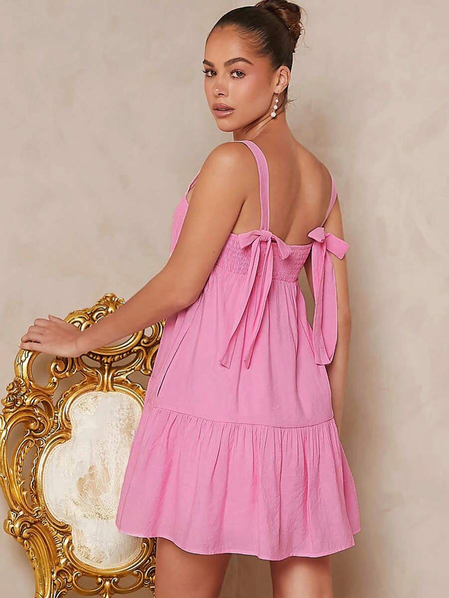 L'Amorae 可爱的粉色迷你连衣裙，宽肩带和褶饰紧身胸衣