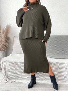 SHEIN LUNE Bộ áo len cổ lọ cỡ lớn kèm chân váy midi - Áo len cổ cao kết hợp với chân váy midi xẻ tà. Tiệc tùng, lễ hội âm nhạc, đồ mặc nhà, sự kiện trở lại trường, tặng quà và mua sắm. Bộ đồ mùa thu cho nữ, áo len cổ lọ, bộ vest nữ, váy mùa đông cho nữ, bộ đồ hai mảnh gợi cảm, váy thanh lịch cho nữ, quần áo mùa thu cong, trang phục mùa thu hai mảnh, - xanh quân đội - Xem 4