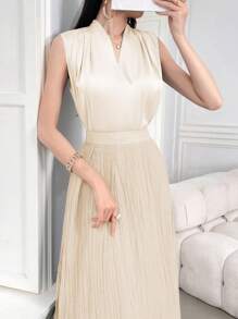 Modelyn 女装夏季纯色褶皱V领无袖衬衫和长裙优雅精致两件套，优雅晚会礼服 - 米色 - 查看 4