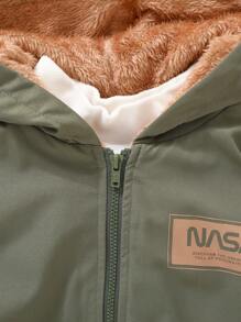 SHEIN Young Boy Casual Comfortable Hooded Thermal Lined Jacket,In Fall/Winter