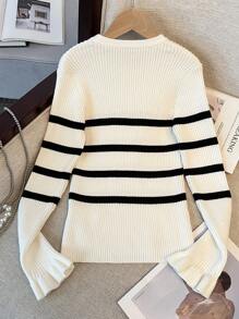 Tween Girls' Casual Crew Neck Long Sleeve Striped Knit Sweater, Autumn/Winter,Great For Casual & Daily Wear & School Daily,College Style, Back-To-School,Party - Black and White - View 2