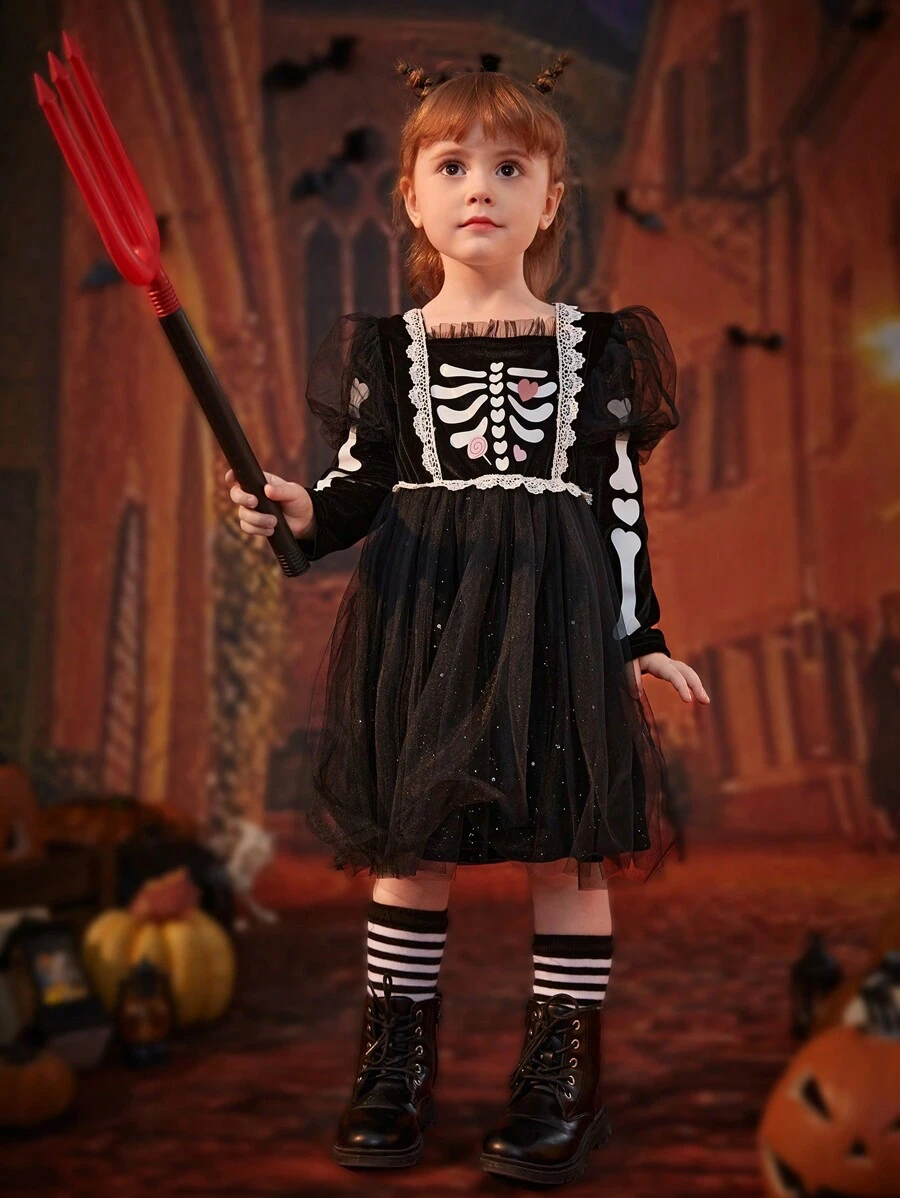 SHEIN Glamorique Kids 年轻女孩万圣节公主服装，长袖蕾丝花边心形印花网眼派对连衣裙，适合外出、度假、秋冬季，黑色 - 黑色 - 查看 1