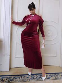 SHEIN Clasi Vestido de gala de talla grande con cuello tipo qipao, hombros descubiertos, manga larga y silueta ajustada con cola de pez - Burdeos - Ver 4
