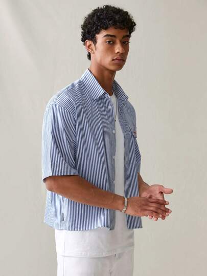 SWAVVY Men's Casual Striped Print Loose Fit Short Sleeve Shirt, Spring And Summer